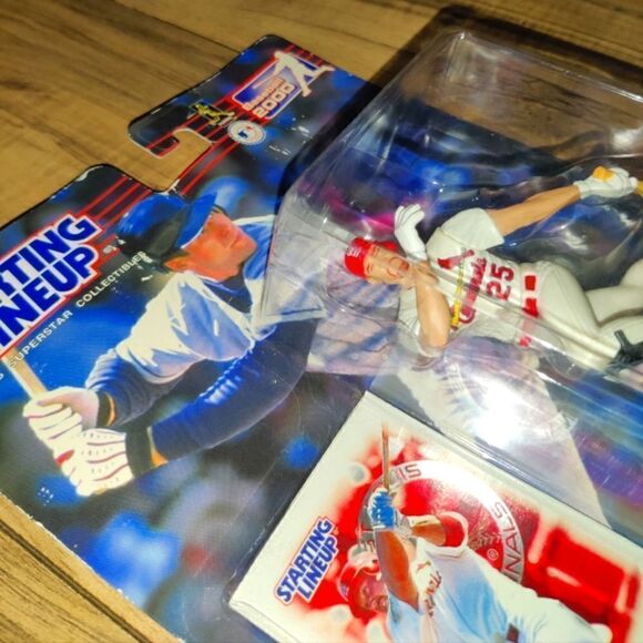 Starting Lineup 2000 MARK MCGWIRE Baseball Figure & Card St. Louis Cardinals - Picture 5 of 9